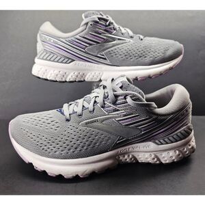 Brooks Women 9 Comfy footwear